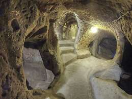 Euphoria Cave House