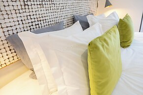 Lemonn Apartments