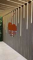 Cherry Sculpture Hotel
