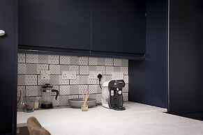 Luxurious London Studios