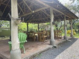 Casa Girasol Hospedaje y Tours