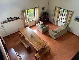 Casa Girasol Hospedaje y Tours