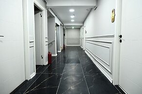 Liza Suit Hotel