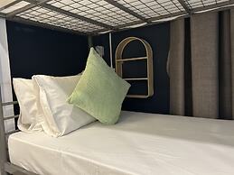 AMIRI PLACE HOTEL