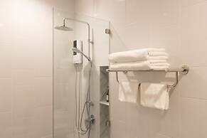 AMIRI PLACE HOTEL