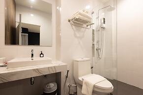 AMIRI PLACE HOTEL