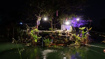 Check-in Resort