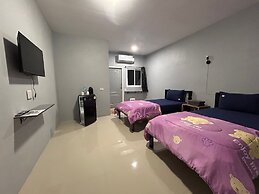 Check-in Resort