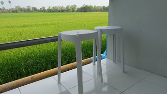 Check-in Resort