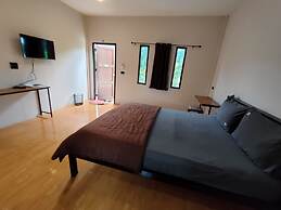 Check-in Resort