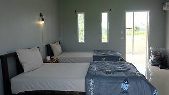 Check-in Resort