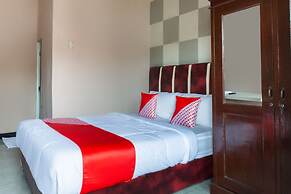 Hotel O Adelia Residence