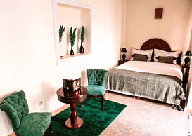 Riad Sassa Finda