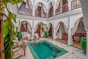 Riad Lalla Azalay