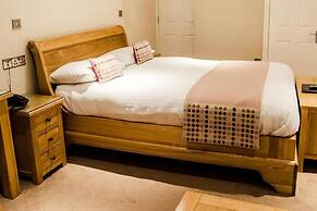 Emlyn Hotel