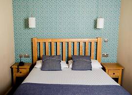 Emlyn Hotel