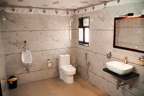 Jawai Empire Resort