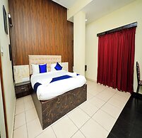 Vivelaa Hotels and Restobar