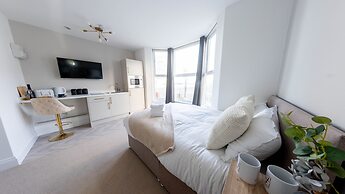 Bowles Hotels