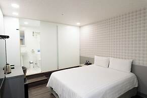 O Fun Hotel
