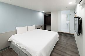 O Fun Hotel