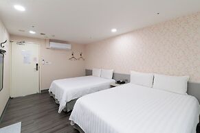 O Fun Hotel
