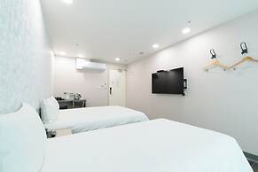 O Fun Hotel