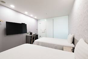 O Fun Hotel