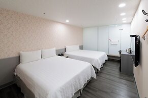 O Fun Hotel