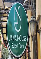 Jana Hotel & Apartment