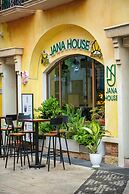 Jana Hotel & Apartment