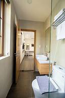 Jana Hotel & Apartment