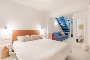 Kallithea Apartments by Olala Homes