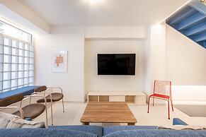 Kallithea Apartments by Olala Homes