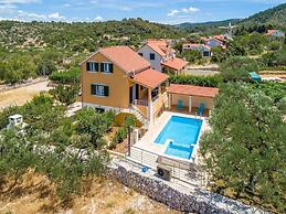 Villa Jelena