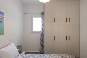 Parikia's Sunlight 2bedroom House