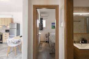 Parikia's Sunlight 2bedroom House