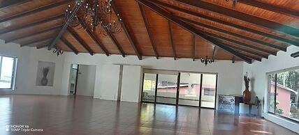 HOTEL PUNTA GALERIA