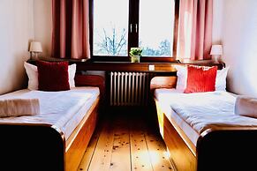 Hotel Nest