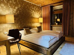 Hotel Nest