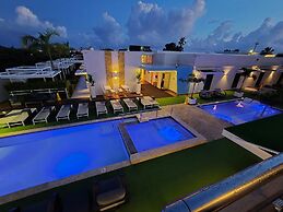Aruba Boutique & Art Hotel, Adults Only