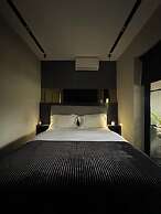 La Mirage Suites & Apartments