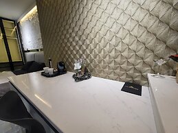 La Mirage Suites & Apartments