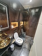 La Mirage Suites & Apartments