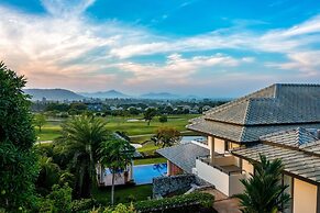 Luxury Mansion On Golf Course - BMG5