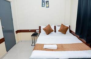Hotel Banyan Tree