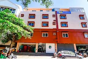 Hotel Banyan Tree