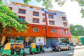 Hotel Banyan Tree