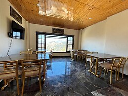Hotel AJ Himalayan