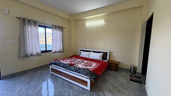Hotel AJ Himalayan